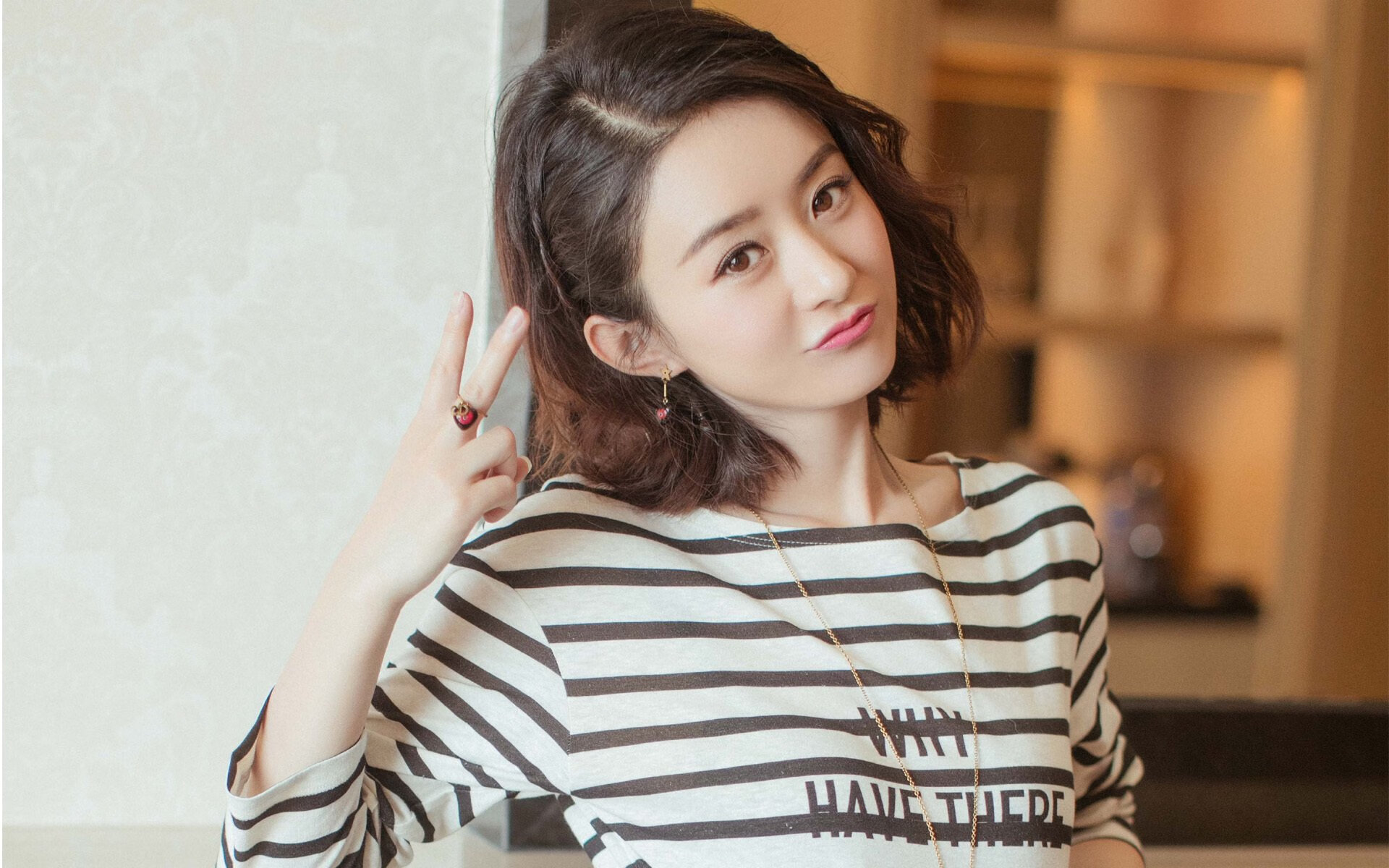 跳水组合默契瑞士锁定决赛席位，瑞士三米板跳水女子